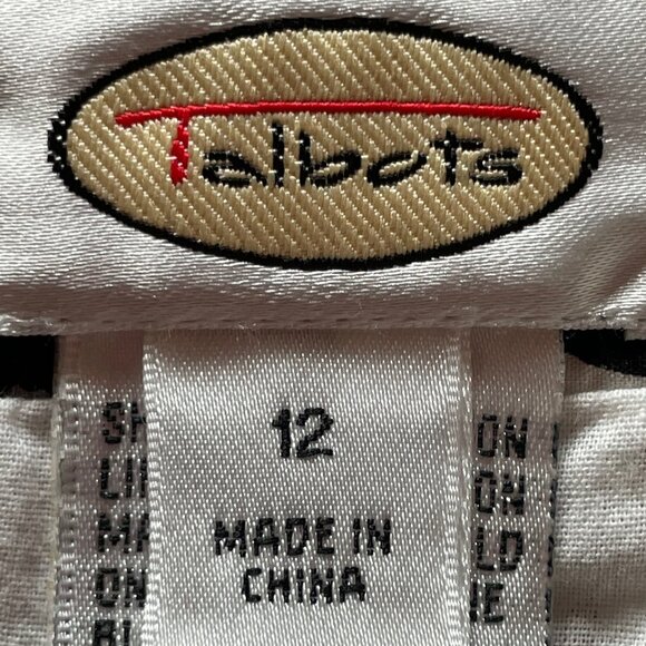 Talbots size 12, black & white floral, A-Line pleated skirt - Picture 6 of 7